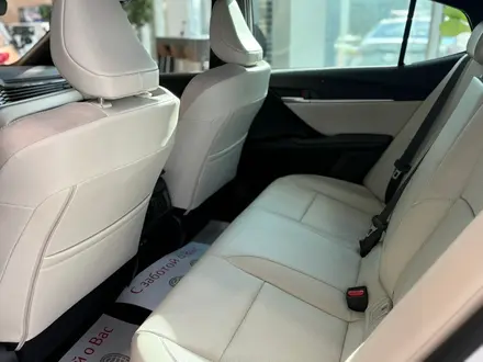Toyota Camry Prestige 2025 года за 21 190 000 тг. в Алматы – фото 3