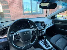 Hyundai Elantra, 2018