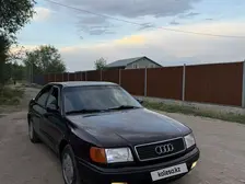 Audi 100