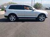 Volkswagen Touareg 2008 года за 7 500 000 тг. в Алматы