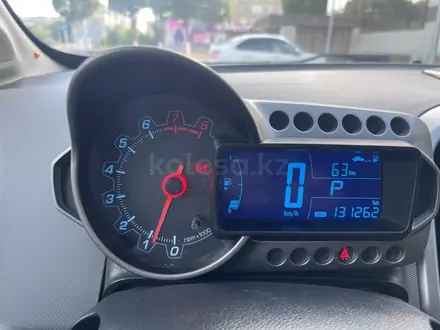 Chevrolet Aveo 2013 года за 3 800 000 тг. в Караганда – фото 13