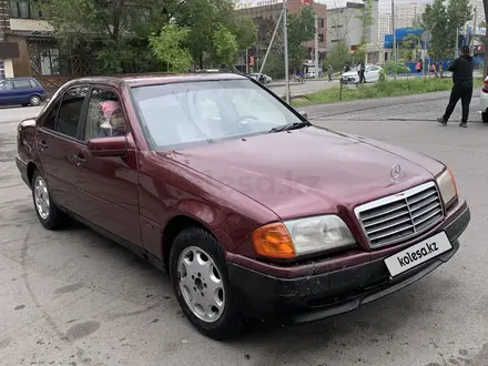 Mercedes-Benz C 180 1996 годаүшін1 470 000 тг. в Алматы – фото 2