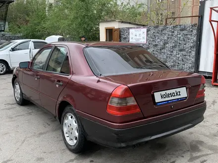 Mercedes-Benz C 180 1996 годаүшін1 470 000 тг. в Алматы – фото 5