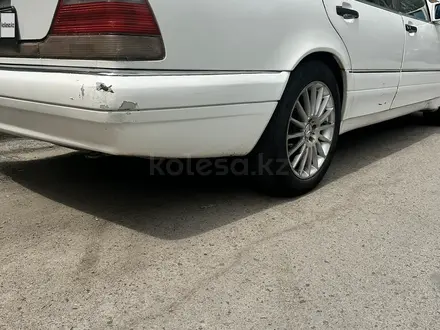 Mercedes-Benz S 320 1995 года за 2 100 000 тг. в Алматы – фото 2