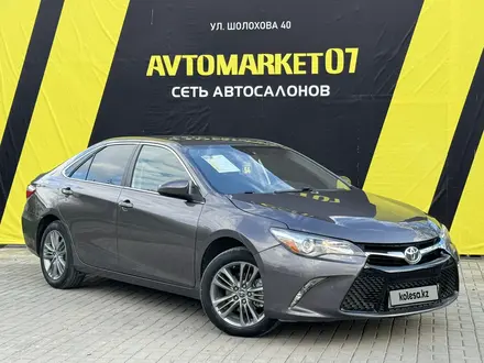 Toyota Camry 2015 года за 9 350 000 тг. в Уральск – фото 3