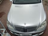 Mercedes-Benz S 320 2006 годаүшін8 000 000 тг. в Астана – фото 2