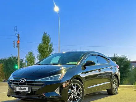 Hyundai Elantra 2019 года за 8 500 000 тг. в Уральск