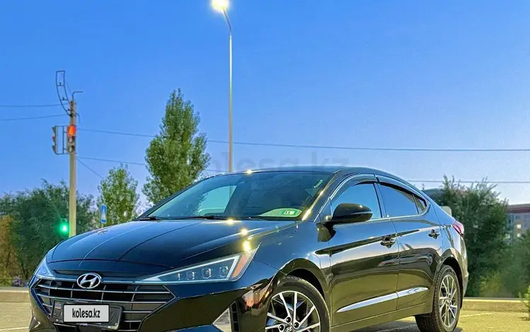 Hyundai Elantra 2019 года за 8 500 000 тг. в Уральск