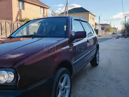 Volkswagen Golf 1992 года за 1 050 000 тг. в Астана – фото 2