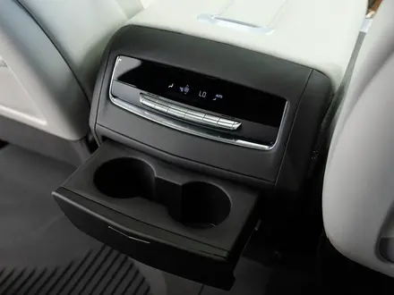 Cadillac Escalade Sport Platinum 2025 года за 94 900 000 тг. в Атырау – фото 44