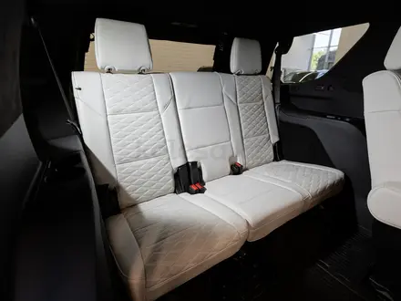 Cadillac Escalade Sport Platinum 2025 года за 94 900 000 тг. в Атырау – фото 64