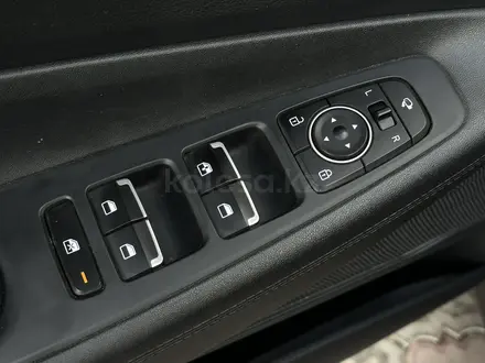 Hyundai Santa Fe 2021 года за 14 700 000 тг. в Актобе – фото 18
