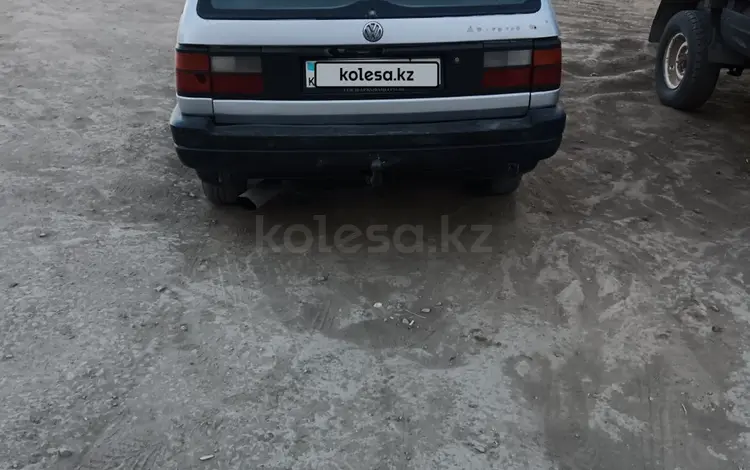 Volkswagen Passat 1989 годаfor800 000 тг. в Сатпаев