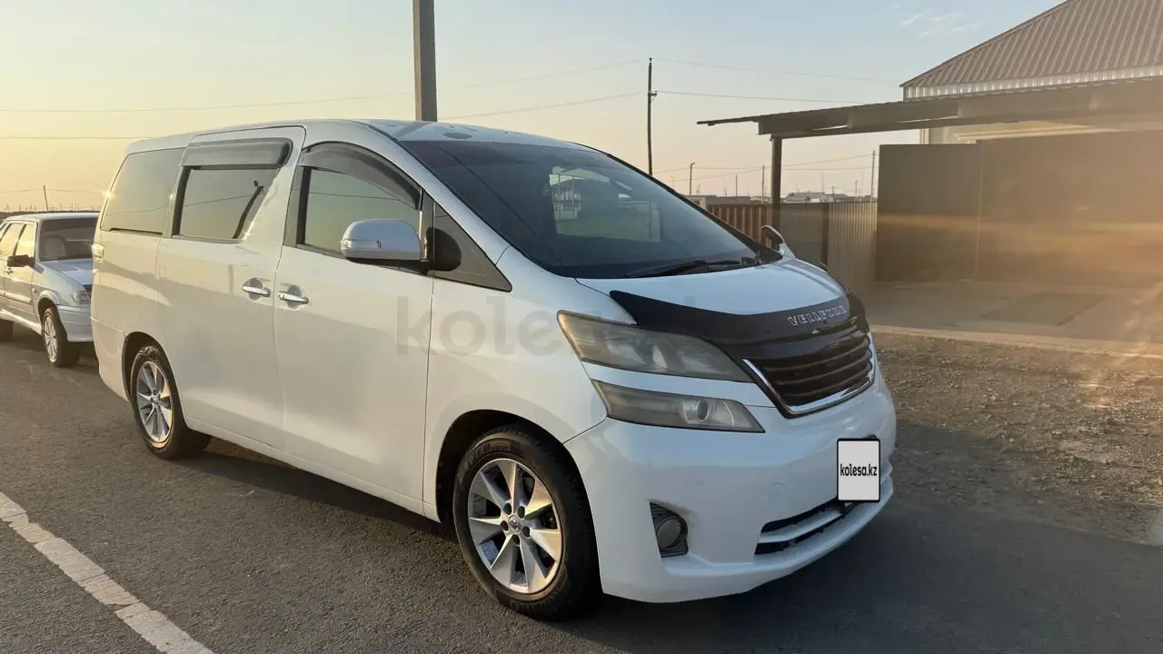 Toyota Vellfire, 2010
