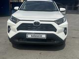 Toyota RAV4 2020 годаfor17 000 000 тг. в Тараз – фото 2