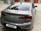 Hyundai Elantra 2019 годаfor7 100 000 тг. в Алматы – фото 2