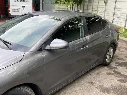 Hyundai Elantra 2019 года за 6 700 000 тг. в Алматы – фото 4