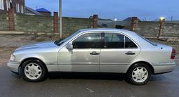 Mercedes-Benz C 200 1994 года за 2 350 000 тг. в Астана – фото 4