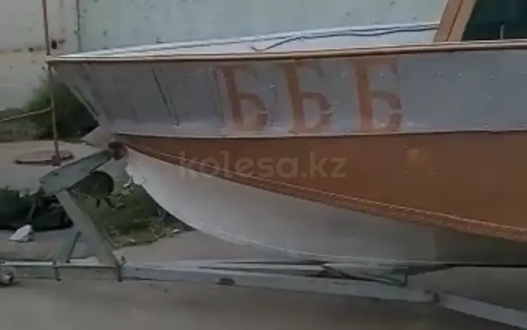 Лодка Амур. Мотор… за 4 500 000 тг. в Шардара