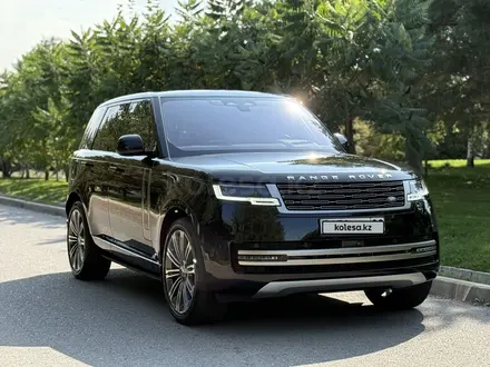Land Rover Range Rover 2023 года за 87 000 000 тг. в Алматы – фото 5