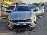 Kia K5 2022 года за 10 500 000 тг. в Алматы – фото 3