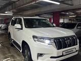 Toyota Land Cruiser Prado 2022 годаfor27 500 000 тг. в Алматы – фото 2