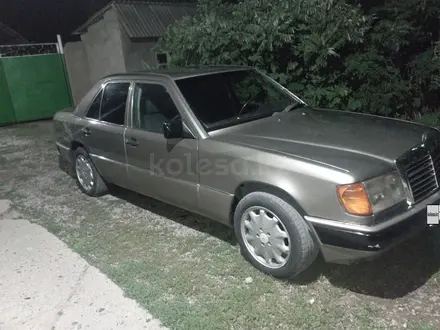 Mercedes-Benz E 230 1989 года за 1 200 000 тг. в Аксукент – фото 4