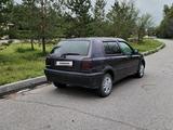 Volkswagen Golf 1993 года за 1 200 000 тг. в Алматы – фото 3