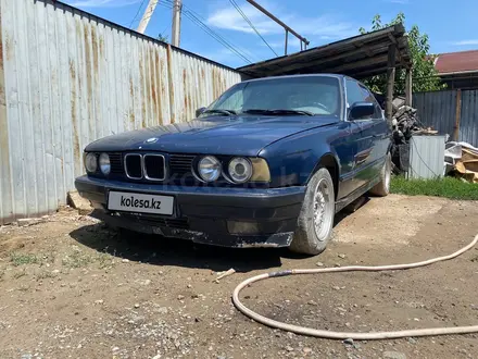 BMW 520 1991 года за 700 000 тг. в Алматы