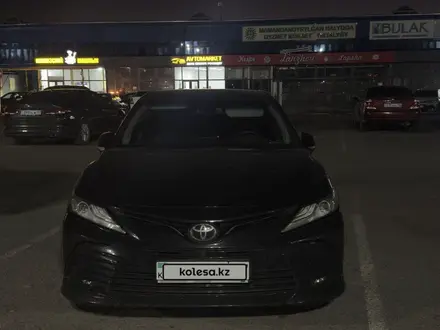 Toyota Camry 2021 года за 20 800 000 тг. в Шымкент