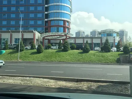 Ремонт трещин и сколов на лобовом стекле в Алматы – фото 10