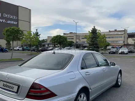 Mercedes-Benz S 320 2001 года за 3 500 000 тг. в Тараз – фото 6