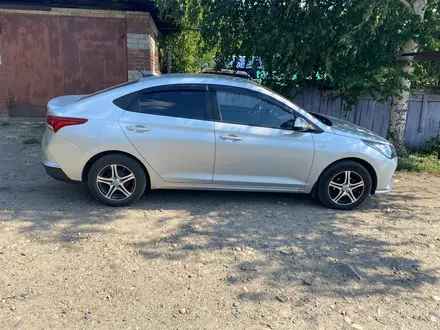 Hyundai Accent 2020 года за 7 000 000 тг. в Усть-Каменогорск – фото 2