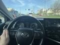 Toyota Camry 2021 года за 14 000 000 тг. в Алматы – фото 11