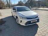 Toyota Camry 2015 годаfor13 000 000 тг. в Семей