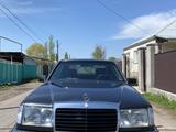 Mercedes-Benz E 200 1990 года за 1 150 000 тг. в Кулан – фото 2