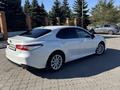 Toyota Camry 2021 года за 12 500 000 тг. в Караганда – фото 7