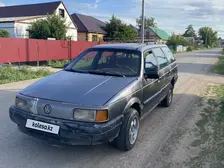 Volkswagen Passat, 1990