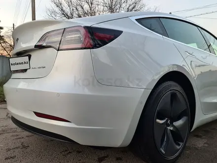 Tesla Model 3 2021 года за 18 850 000 тг. в Алматы – фото 15