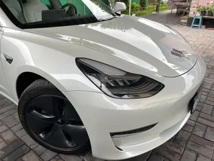 Tesla Model 3 2021 года за 18 850 000 тг. в Алматы – фото 4