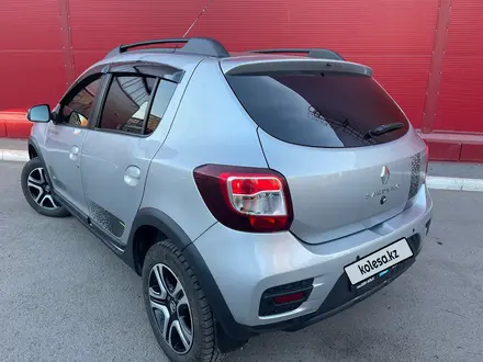 Renault Sandero Stepway 2022 года за 8 850 000 тг. в Караганда – фото 4