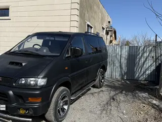 Mitsubishi Delica