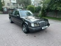 Mercedes-Benz E 200 1994 годаүшін1 700 000 тг. в Алматы