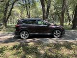 Toyota RAV4 2017 годаүшін10 500 000 тг. в Алматы – фото 2