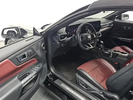 Ford Mustang 2024 года за 23 900 000 тг. в Алматы – фото 15