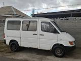 Mercedes-Benz Sprinter 1999 годаfor2 800 000 тг. в Тараз – фото 2