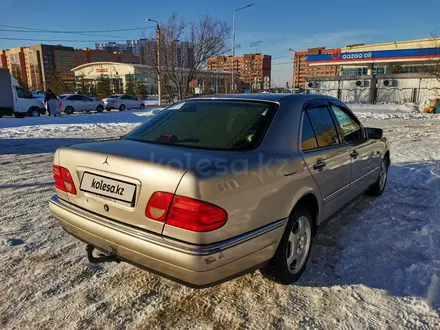 Mercedes-Benz E 280 1996 года за 2 850 000 тг. в Петропавловск – фото 10