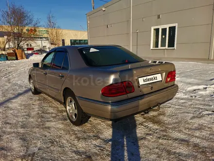 Mercedes-Benz E 280 1996 года за 2 850 000 тг. в Петропавловск – фото 11