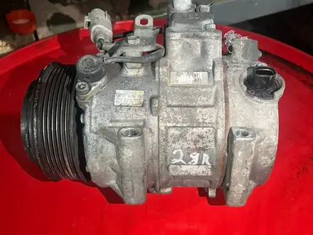 Привозные компрессор кондиционера 2GR-FE на Toyota Camry 3.5л за 60 000 тг. в Алматы