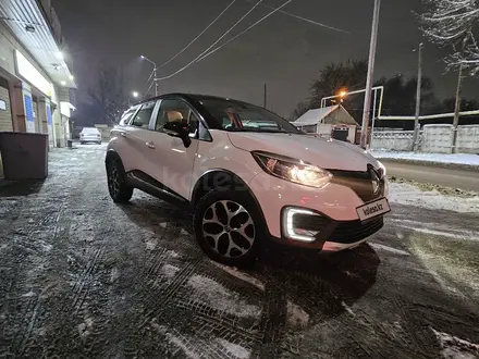 Renault Kaptur 2016 года за 7 150 000 тг. в Алматы